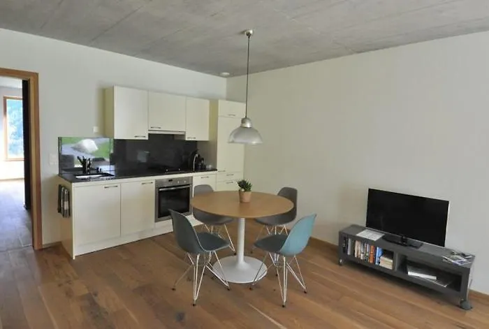 شقة Chasa Paoletta Ramosch